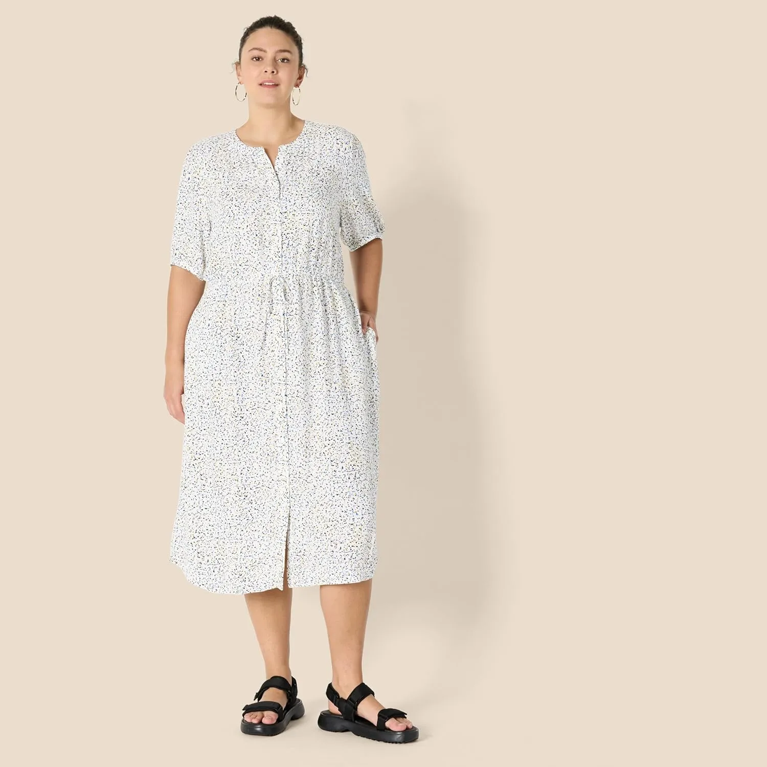 Amazon Essentials Women's Relaxed Fit Half-Sleeve Waisted Midi A-Line Dress