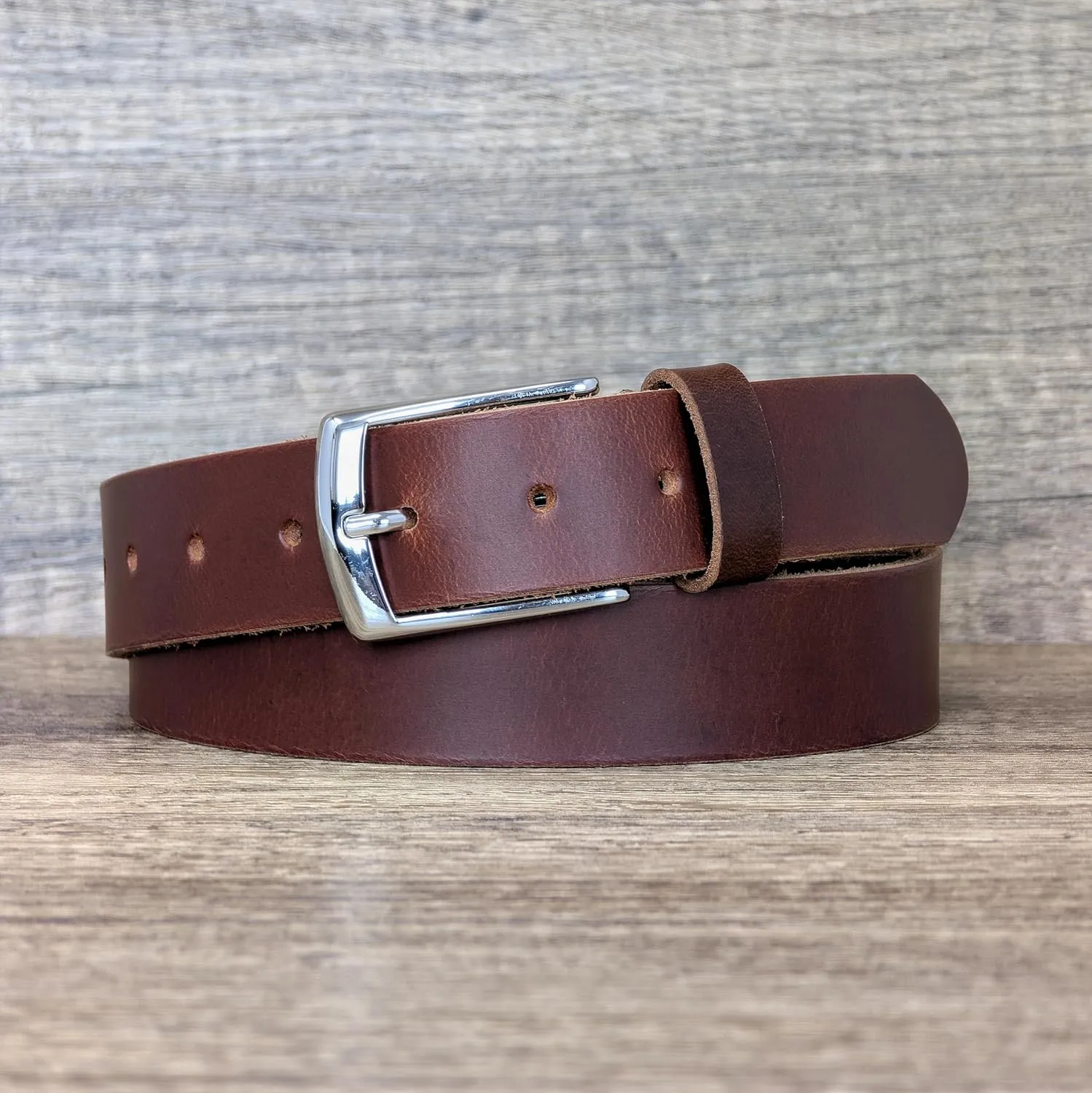Ashford Ridge Made in England 34mm Full Grain Leather Belt with Classic Buckle