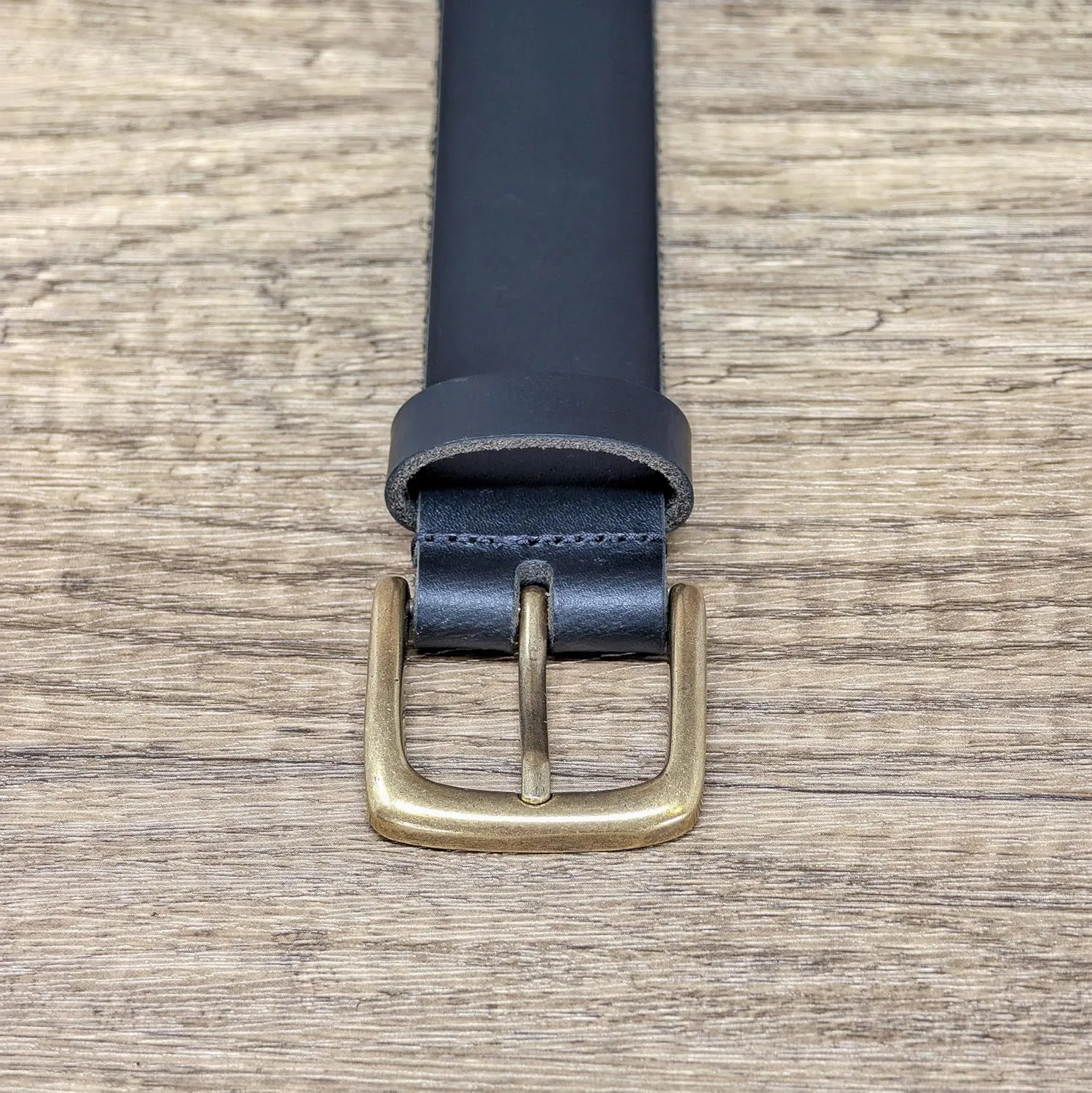 Ashford Ridge Made in England 34mm Full Hide Leather Belt with Brass Colour Buckle