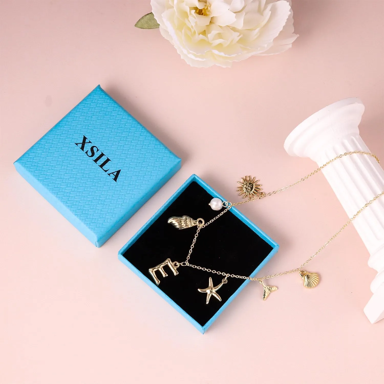 Charm Necklaces for Women, Trendy Boho 14K Gold Plated Initial Necklace Starfish Pearl SeaShells Shell Sun Pendant Choker Necklace Summer Beach Jewelry for Women Gift
