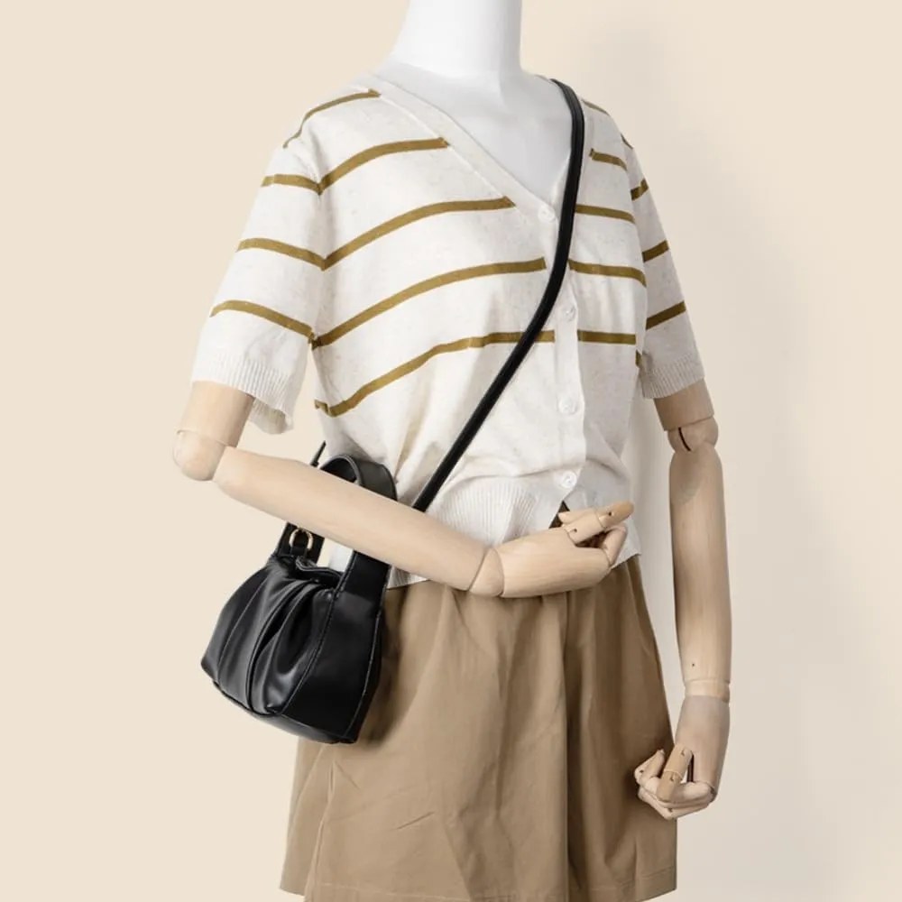 Chic Faux Leather Pleated Cloud Handbag, Stylish Mini Square Purse for Unique Elegance