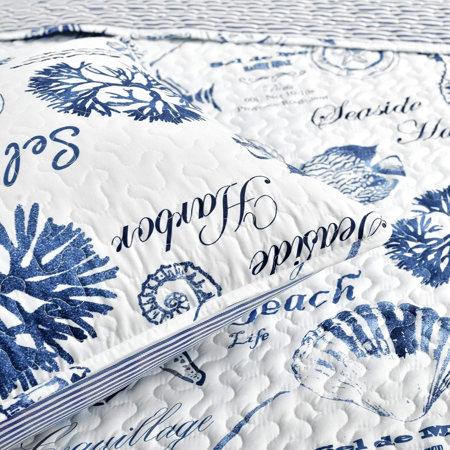 Lush Decor Harbor Life Reversible Quilt Set, 7 Piece Set, Full/ Queen, Indigo - Striped Nautical Quilt - Sea Life Print - Coastal Bedding Set With Throw Pillows - Beach Decor For Bedroom