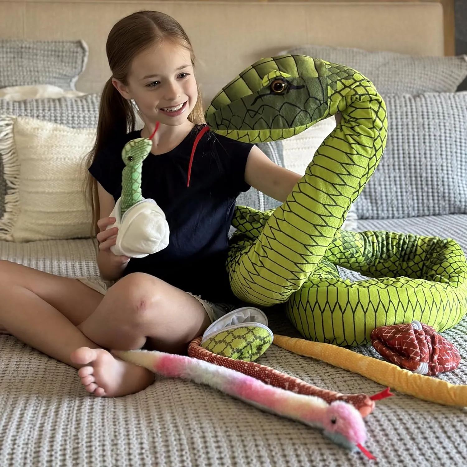 MaoGoLan 118 inch Giant Green Stuffed Snake, Realistic Mommy Snake with 4 Babies & 3 Eggs Plush Toy, Large Green Boa Constrictor Stuffed Animal for Boys Girls Kids Christmas Easter Gift