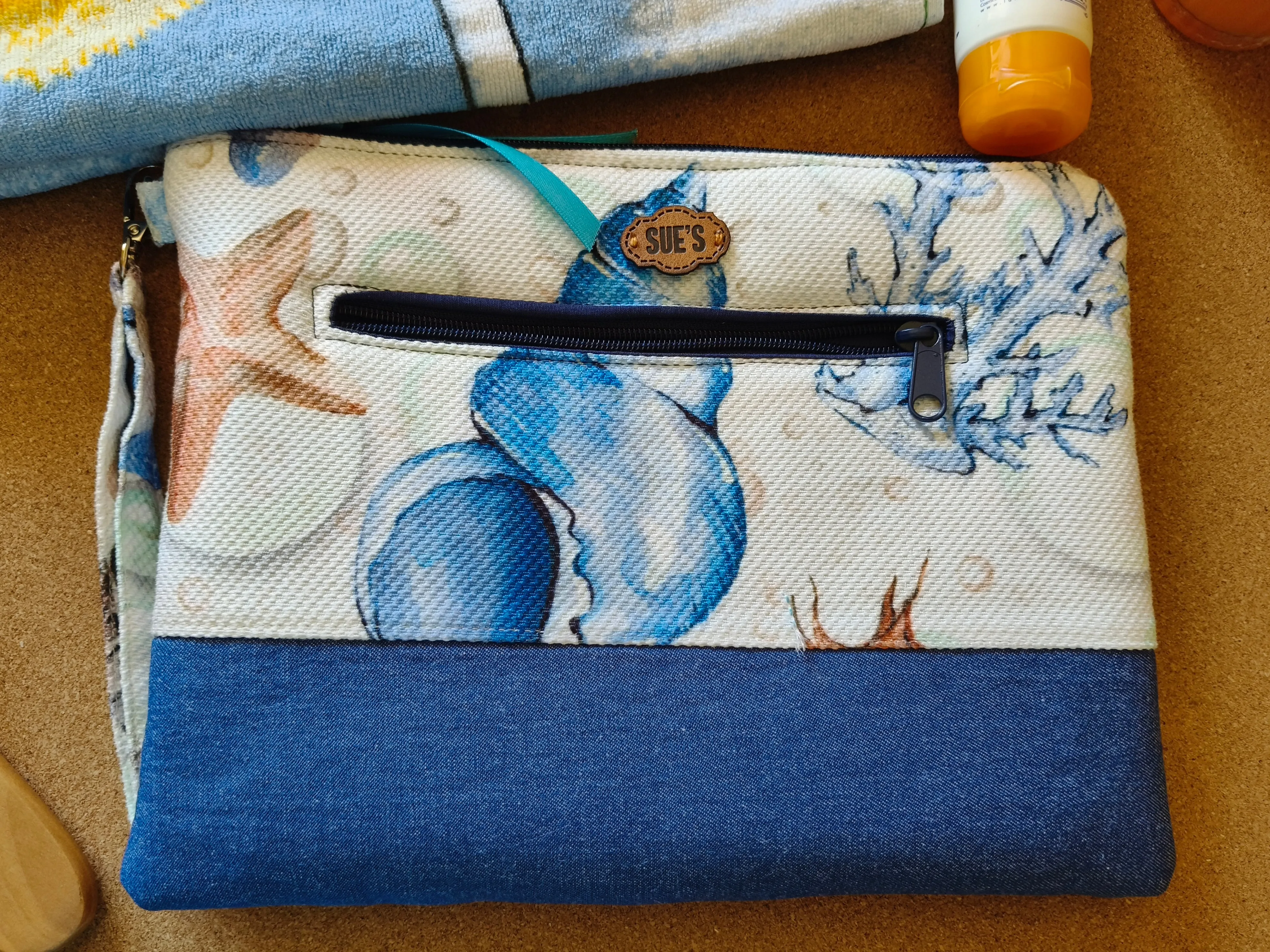 Nesma    handmade Clutch