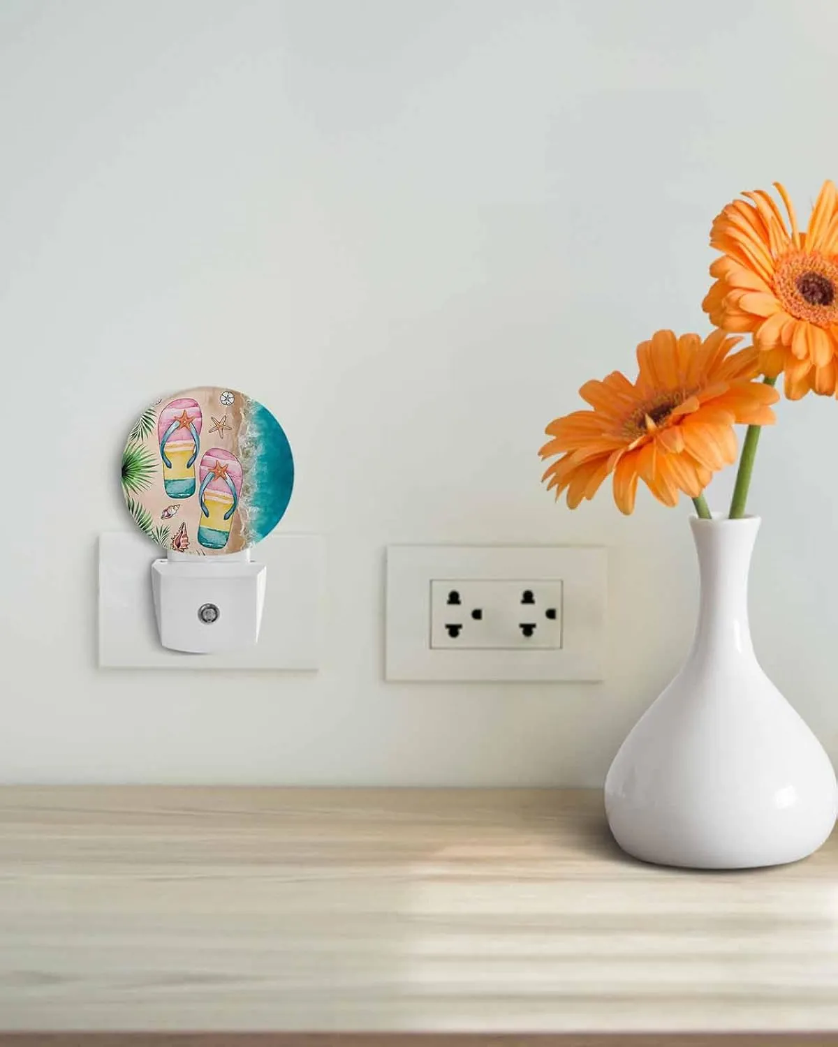 Night Lights Auto Sensor Slippers Night Light Summer Beach Starfish Round Lamp Plug-in LED Nightlights Dusk to Dawn for Living Room Bedroom Bathroom Hallway Home Wall Decor