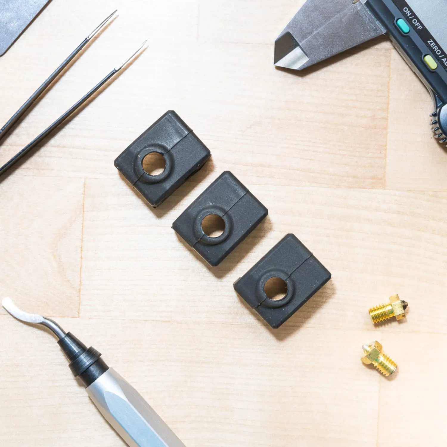 Prusa Mini Mini  Heat Block Black Silicone Sock X by levendig | dsgn - Insulate & Protect Your 3D Printer Hot End Nozzle | Custom Screw Holes | Prevent Damage