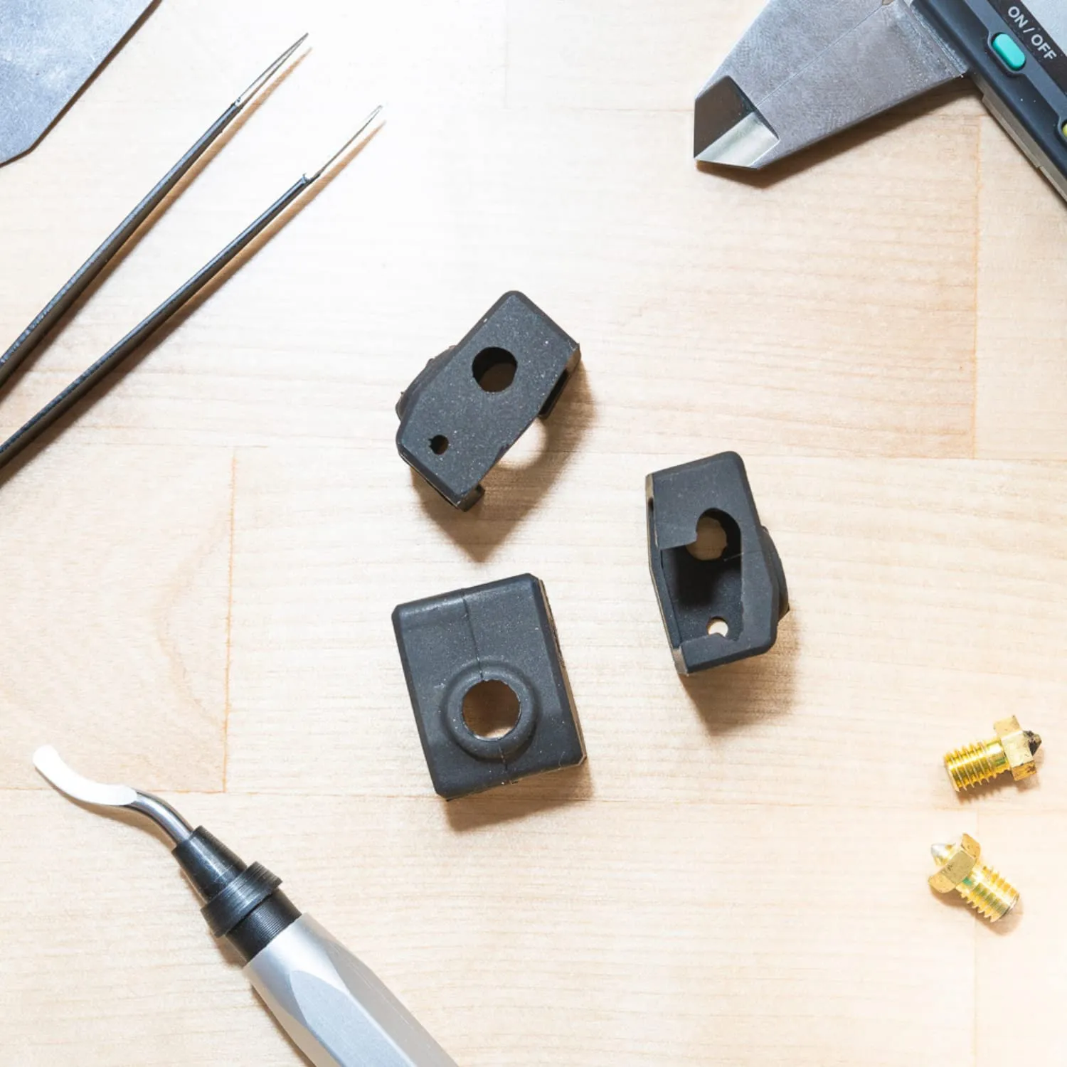 Prusa Mini Mini  Heat Block Black Silicone Sock X by levendig | dsgn - Insulate & Protect Your 3D Printer Hot End Nozzle | Custom Screw Holes | Prevent Damage
