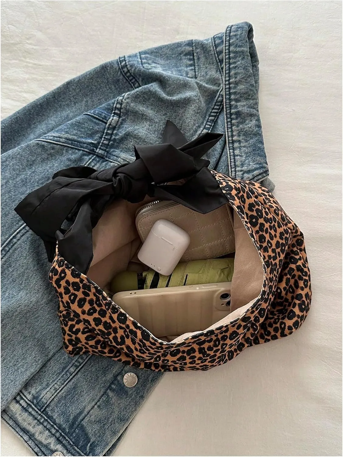 QWINEE Women's Y2K Leopard Print Tote Handbag Casual Cheetah Print Canvas Shoulder Bag Bow Underarm Bag