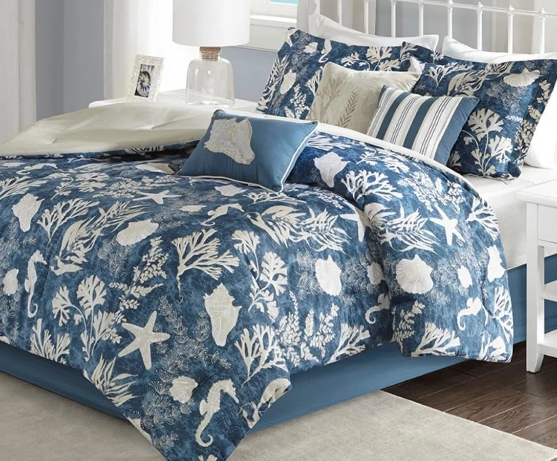 SeaLife Blue Seashells and Starfish Beach House Queen Comforter Set (7 Piece Bed in a Bag)   Homemade Wax Melts