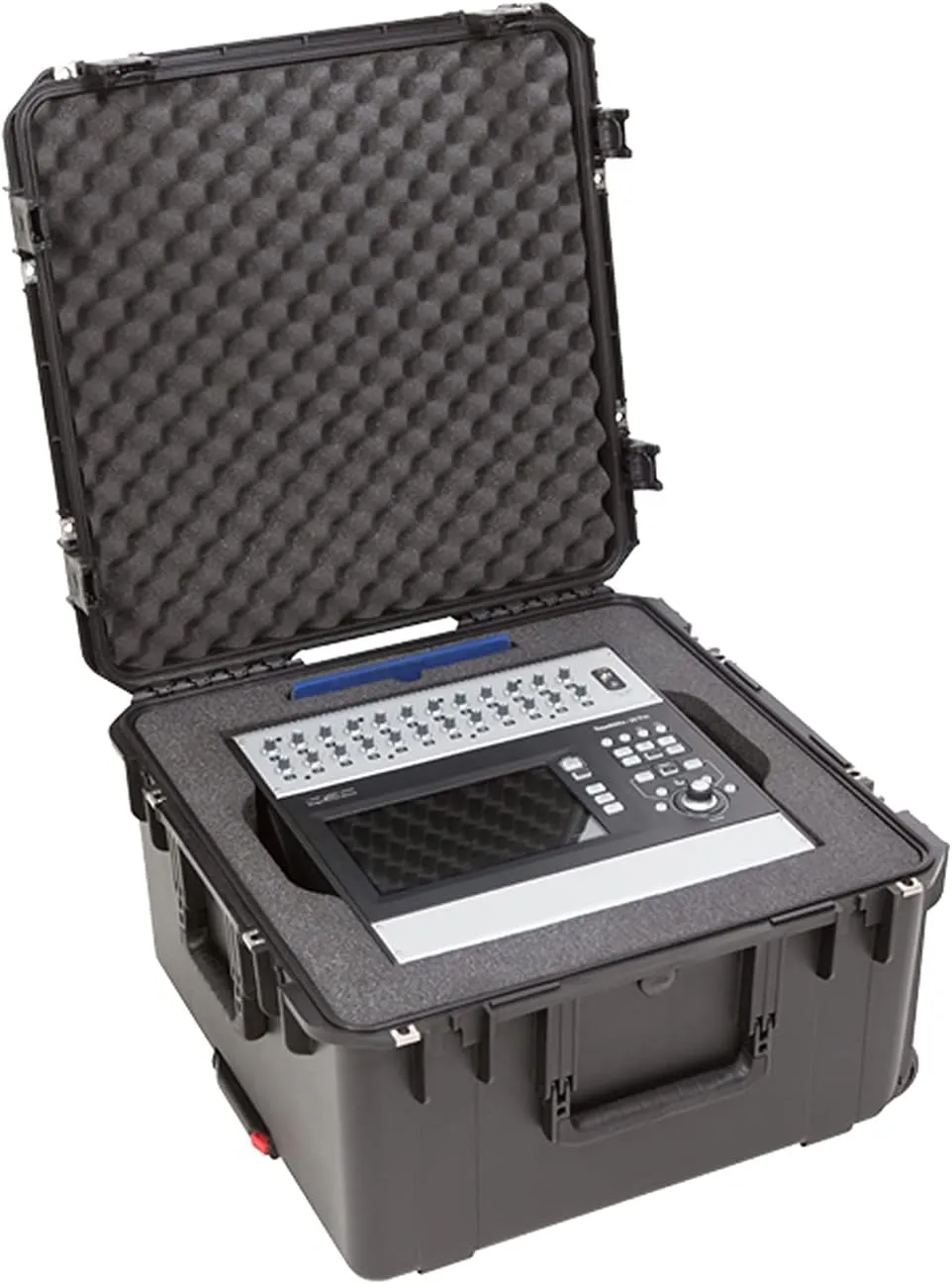 SKB 3i222iSeries 2222-12 iSeries QSC Mixer Case2-12QSC (3i2222-12QSC)