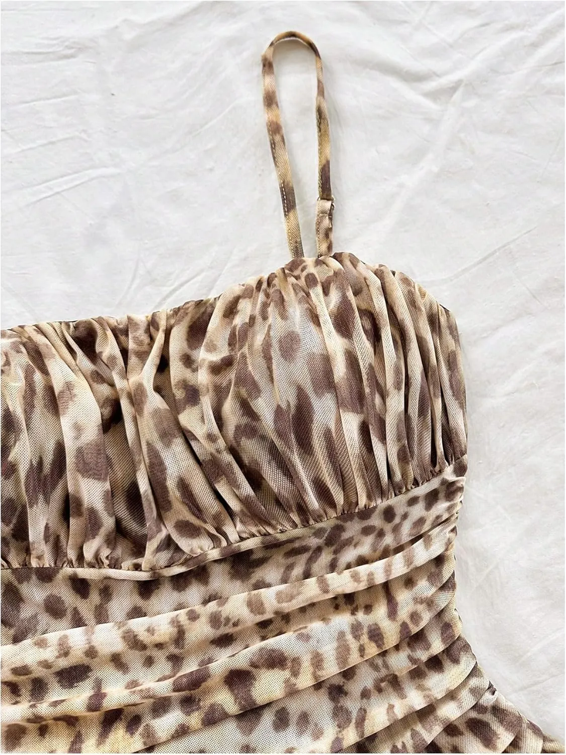 Verdusa Women's Leopard Print Y2K Mini Dress Fitted Spaghetti Strap Mesh Slip Dress