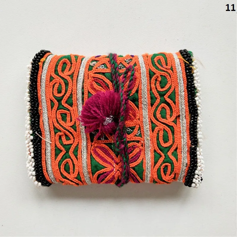 Vintage Banjara pouch - travel wallet - wallet - purse with embroidery and tassel