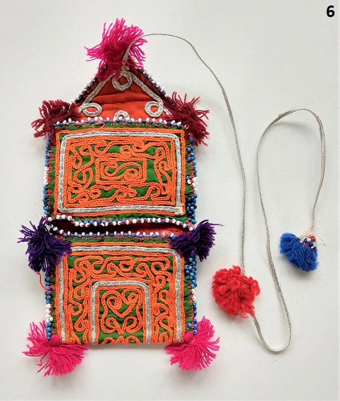 Vintage Banjara pouch - travel wallet - wallet - purse with embroidery and tassel