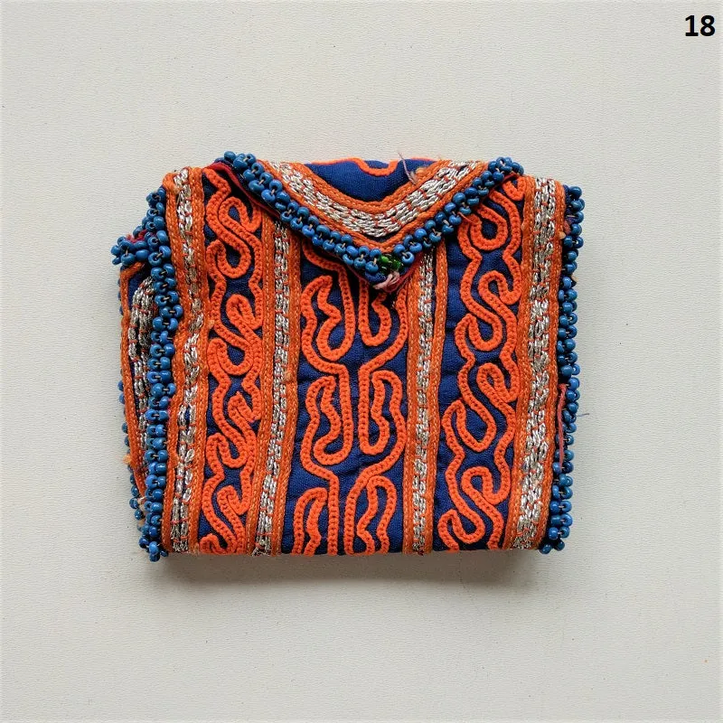 Vintage Banjara pouch - travel wallet - wallet - purse with embroidery and tassel