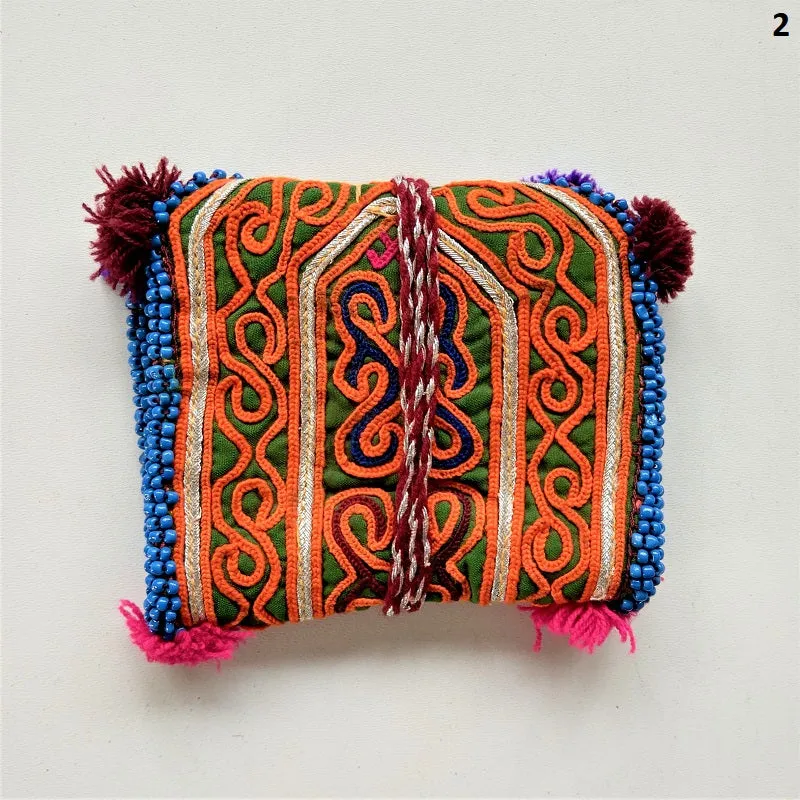 Vintage Banjara pouch - travel wallet - wallet - purse with embroidery and tassel