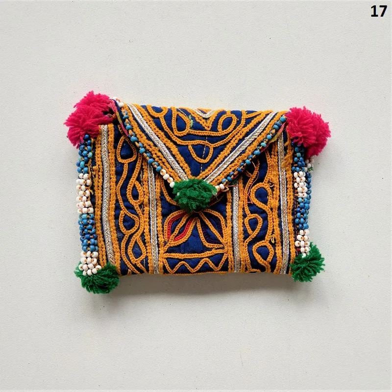 Vintage Banjara pouch - travel wallet - wallet - purse with embroidery and tassel