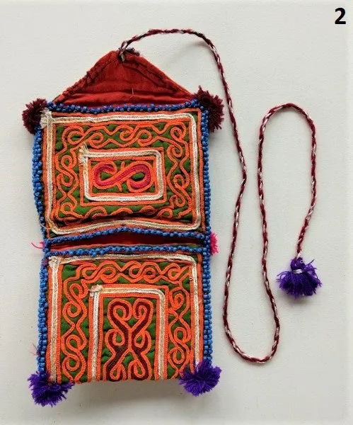 Vintage Banjara pouch - travel wallet - wallet - purse with embroidery and tassel