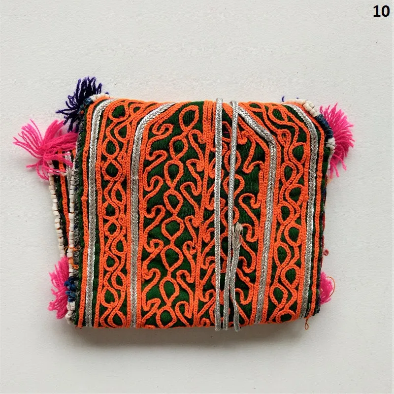 Vintage Banjara pouch - travel wallet - wallet - purse with embroidery and tassel