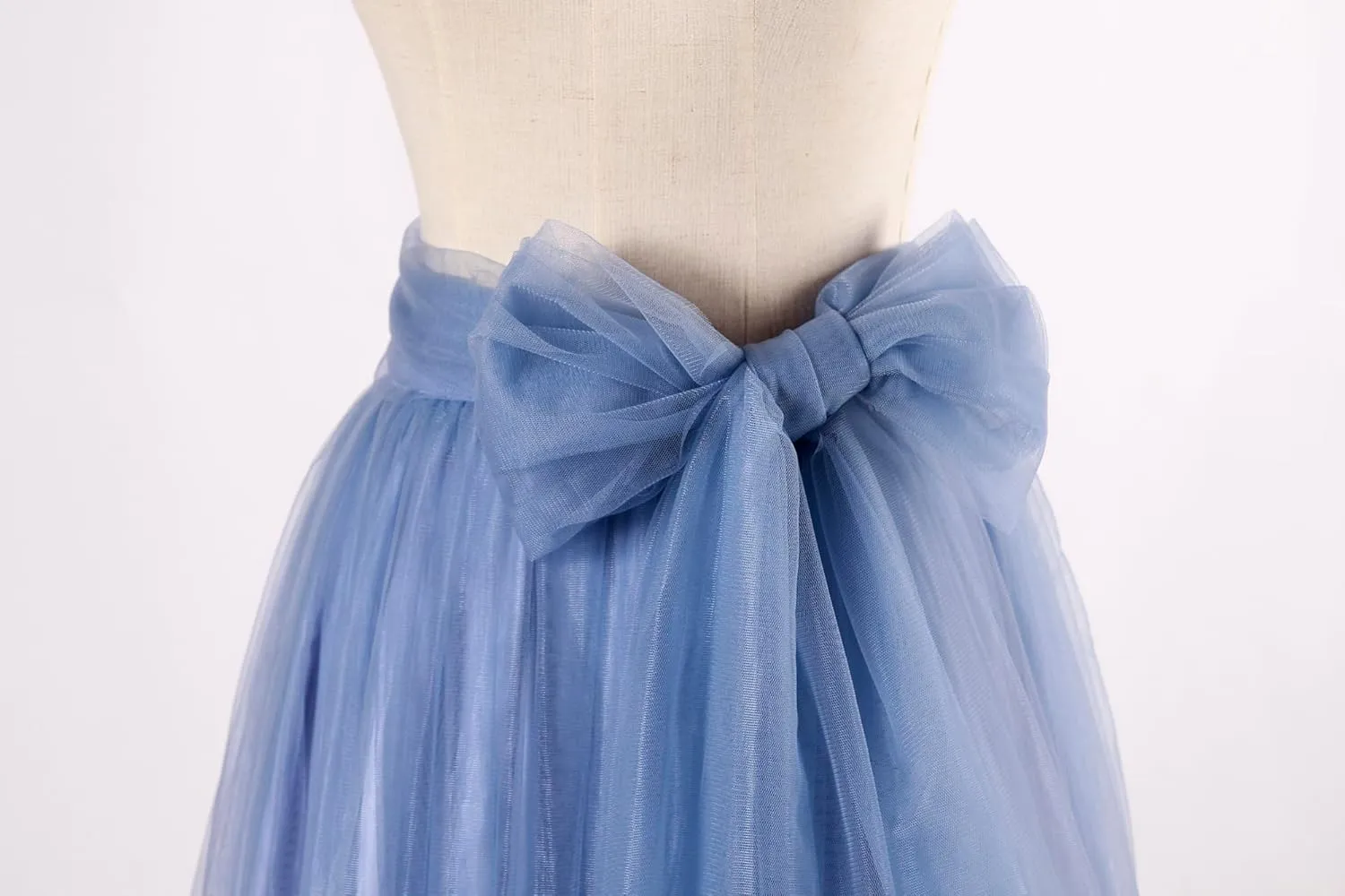 Women Wedding Long Maxi Puffy Tulle Skirt Floor Length A Line with Bowknot Belt High Waisted for Wedding Party Evening