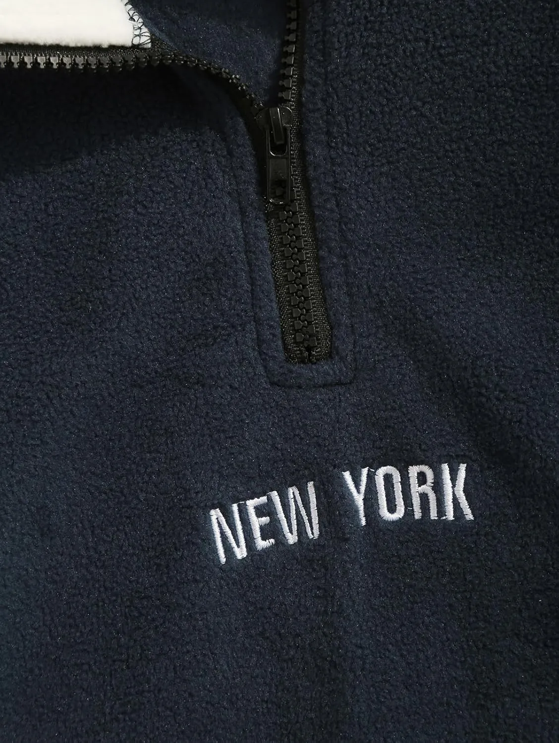 ZAFUL Men's Polar Fleece Sweatshirt Letter NEW YORK Embroidered Quarter Zip Kangaroo Pocket Color Block Stand Collar Pullover